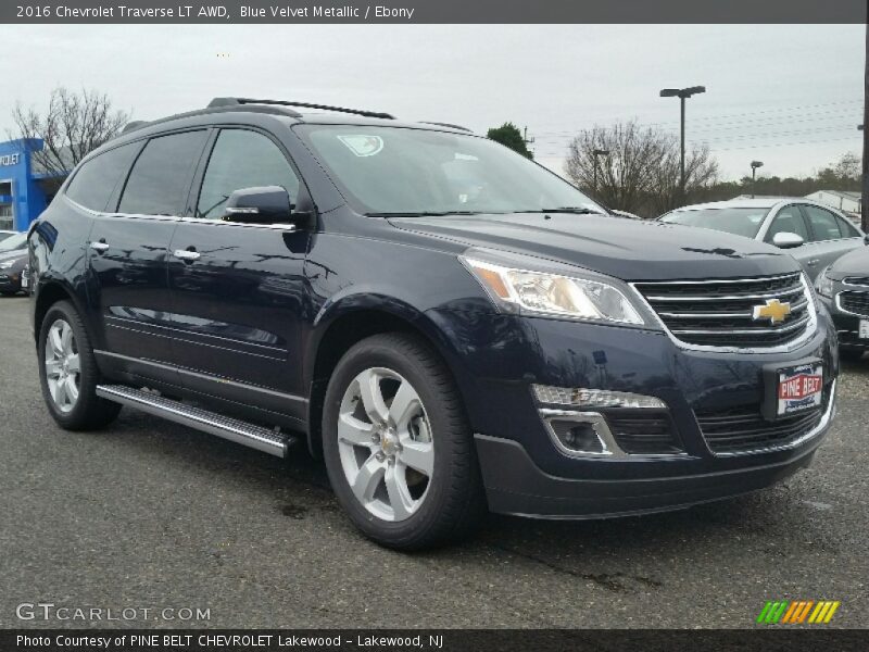 Blue Velvet Metallic / Ebony 2016 Chevrolet Traverse LT AWD