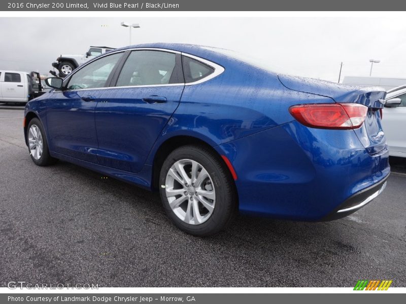 Vivid Blue Pearl / Black/Linen 2016 Chrysler 200 Limited