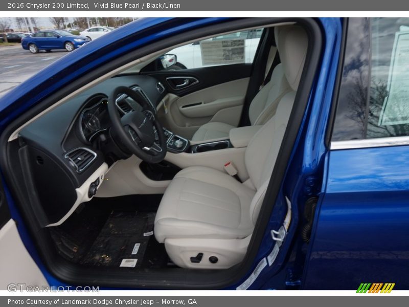 Vivid Blue Pearl / Black/Linen 2016 Chrysler 200 Limited