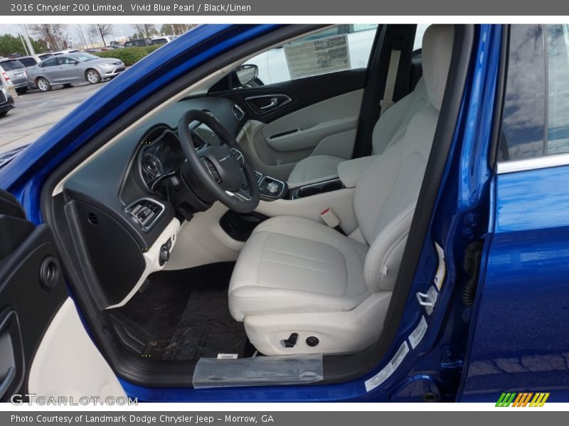 Vivid Blue Pearl / Black/Linen 2016 Chrysler 200 Limited