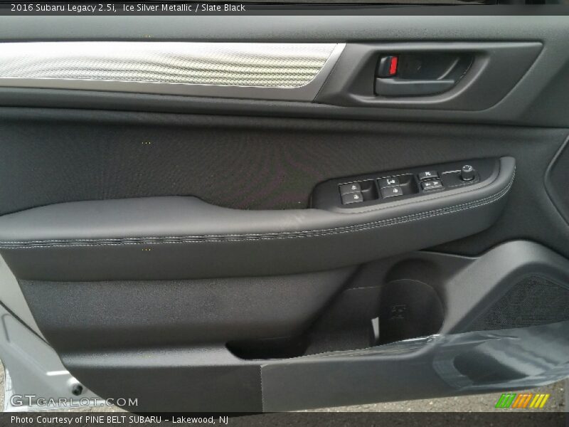 Ice Silver Metallic / Slate Black 2016 Subaru Legacy 2.5i