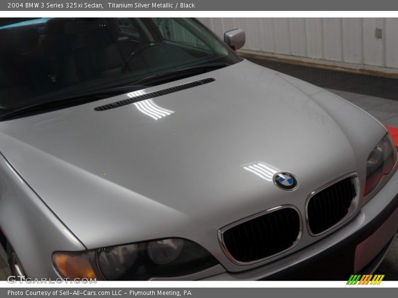 Titanium Silver Metallic / Black 2004 BMW 3 Series 325xi Sedan