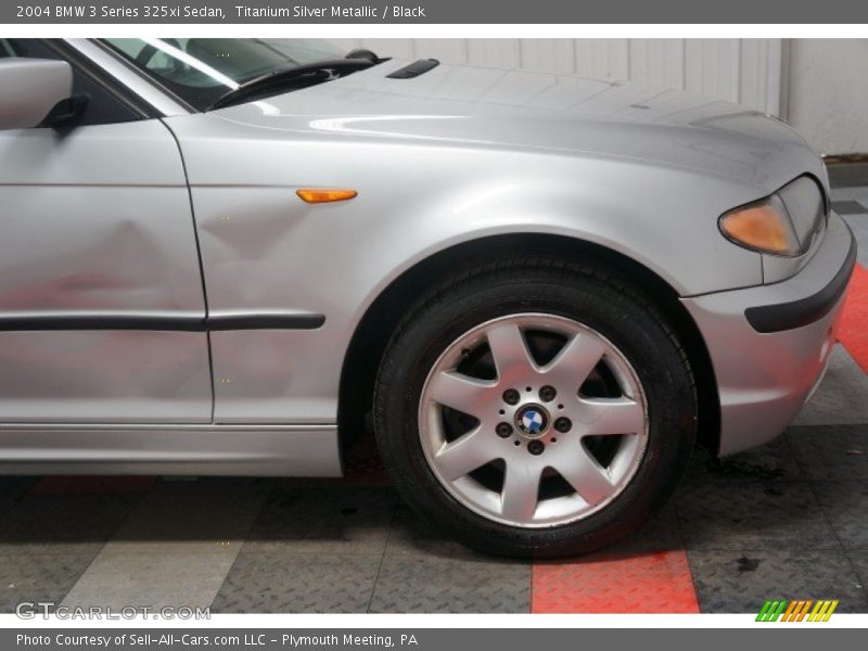 Titanium Silver Metallic / Black 2004 BMW 3 Series 325xi Sedan