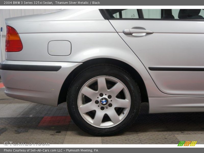 Titanium Silver Metallic / Black 2004 BMW 3 Series 325xi Sedan