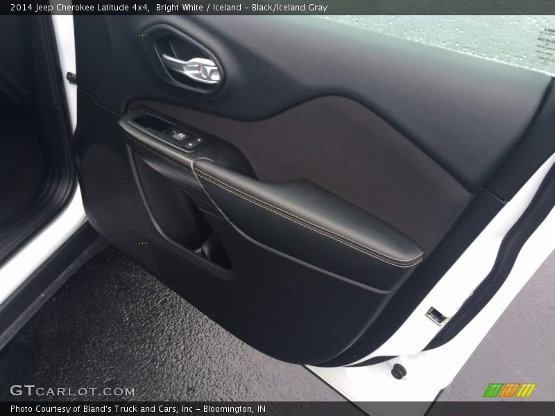 Bright White / Iceland - Black/Iceland Gray 2014 Jeep Cherokee Latitude 4x4