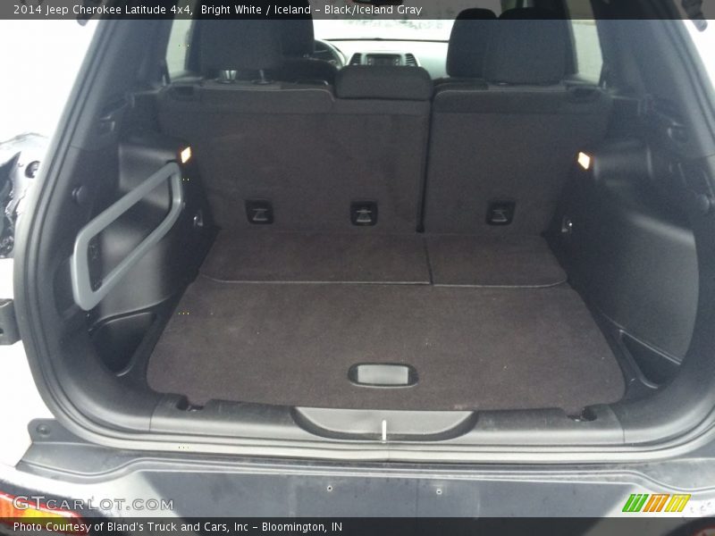 Bright White / Iceland - Black/Iceland Gray 2014 Jeep Cherokee Latitude 4x4