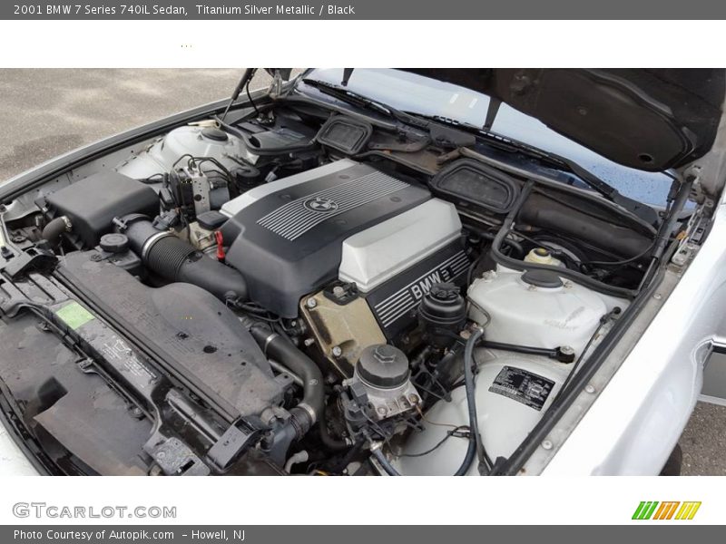  2001 7 Series 740iL Sedan Engine - 4.4 Liter DOHC 32-Valve V8