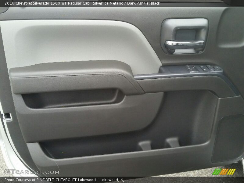 Silver Ice Metallic / Dark Ash/Jet Black 2016 Chevrolet Silverado 1500 WT Regular Cab
