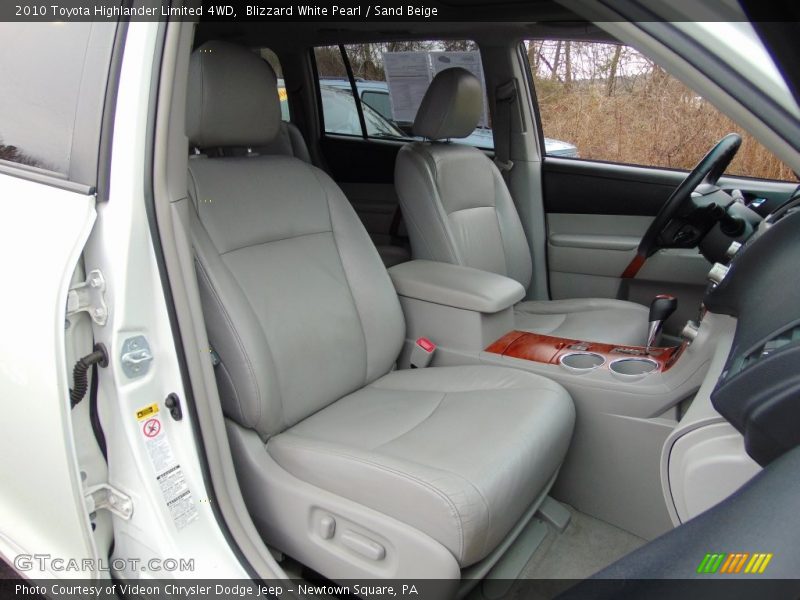 Blizzard White Pearl / Sand Beige 2010 Toyota Highlander Limited 4WD