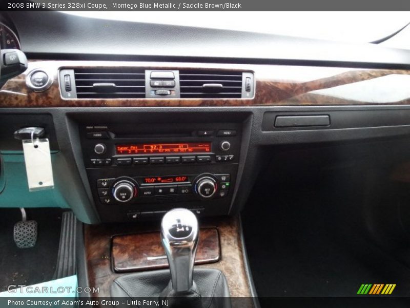 Controls of 2008 3 Series 328xi Coupe