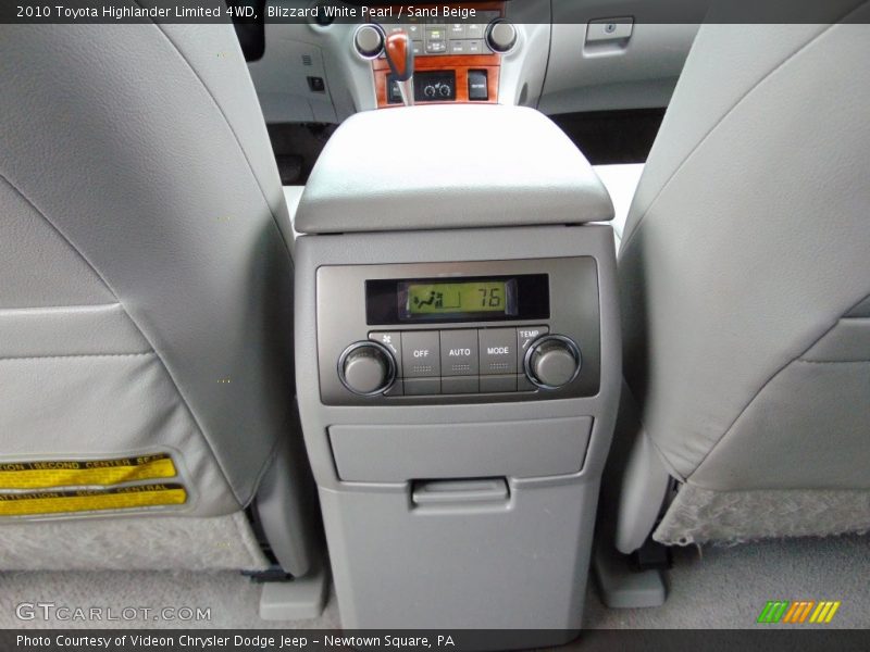 Blizzard White Pearl / Sand Beige 2010 Toyota Highlander Limited 4WD
