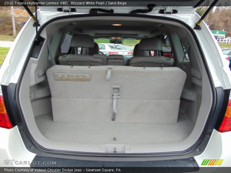 Blizzard White Pearl / Sand Beige 2010 Toyota Highlander Limited 4WD