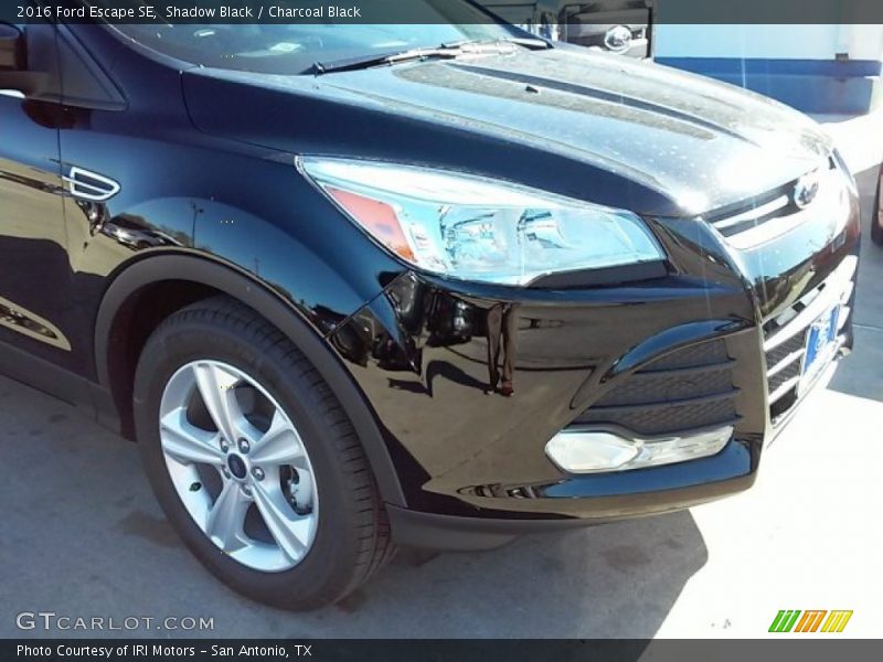 Shadow Black / Charcoal Black 2016 Ford Escape SE