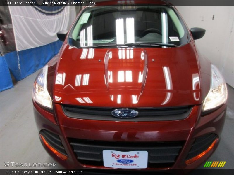 Sunset Metallic / Charcoal Black 2016 Ford Escape S