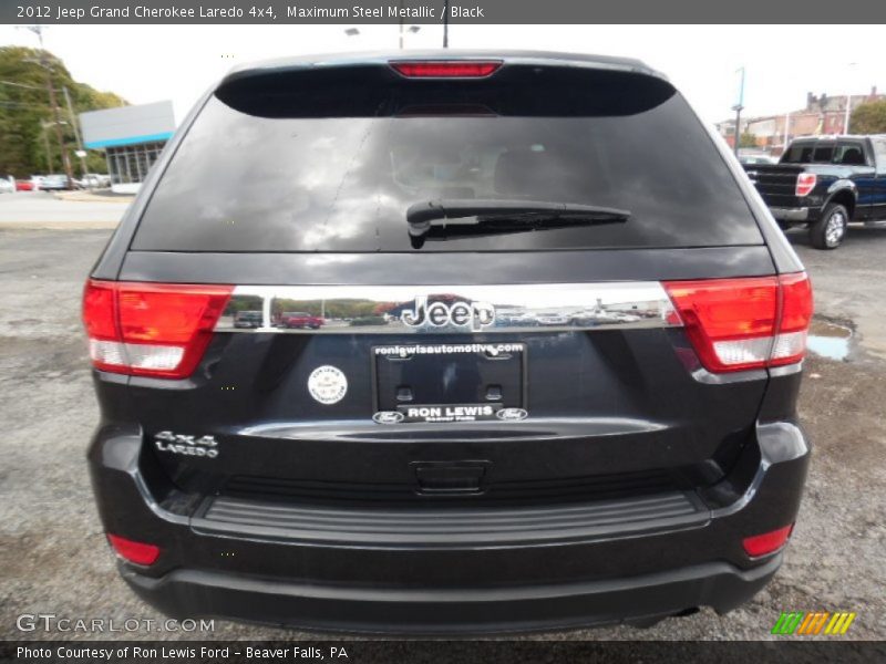 Maximum Steel Metallic / Black 2012 Jeep Grand Cherokee Laredo 4x4