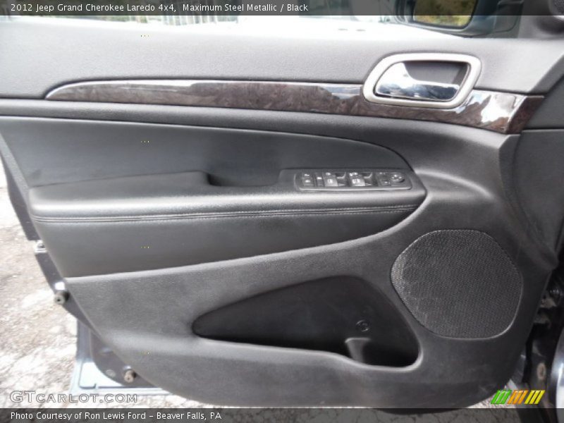 Maximum Steel Metallic / Black 2012 Jeep Grand Cherokee Laredo 4x4