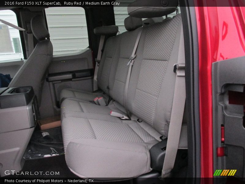 Ruby Red / Medium Earth Gray 2016 Ford F150 XLT SuperCab