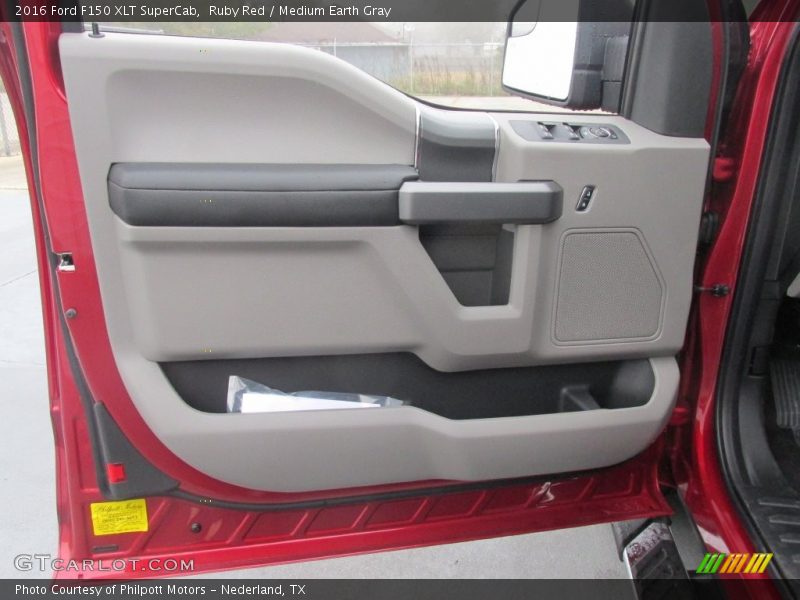 Ruby Red / Medium Earth Gray 2016 Ford F150 XLT SuperCab