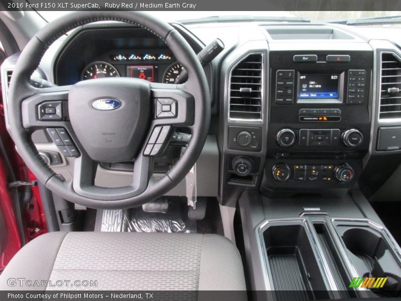 Ruby Red / Medium Earth Gray 2016 Ford F150 XLT SuperCab