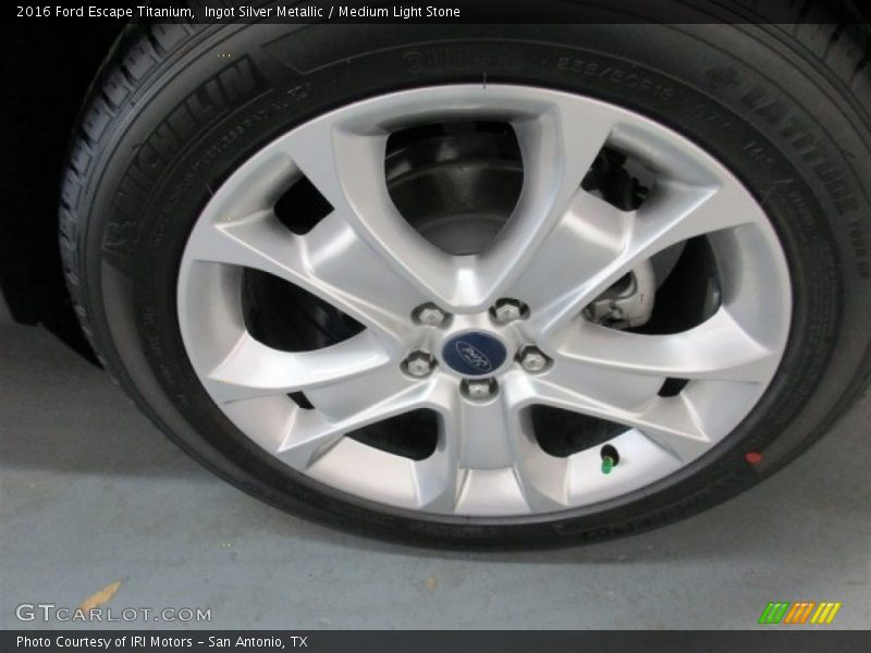 Ingot Silver Metallic / Medium Light Stone 2016 Ford Escape Titanium