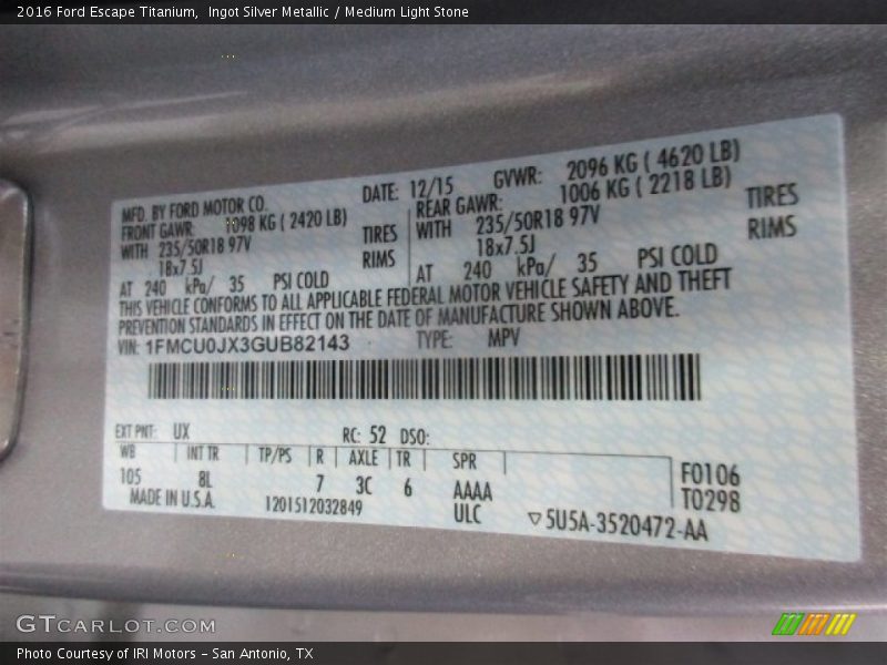 Ingot Silver Metallic / Medium Light Stone 2016 Ford Escape Titanium