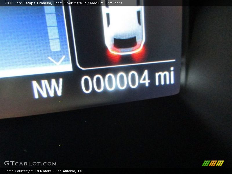 Ingot Silver Metallic / Medium Light Stone 2016 Ford Escape Titanium