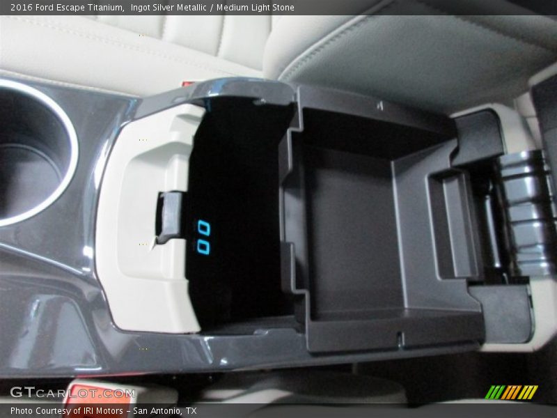 Ingot Silver Metallic / Medium Light Stone 2016 Ford Escape Titanium