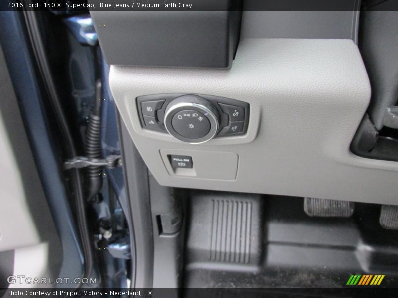 Blue Jeans / Medium Earth Gray 2016 Ford F150 XL SuperCab