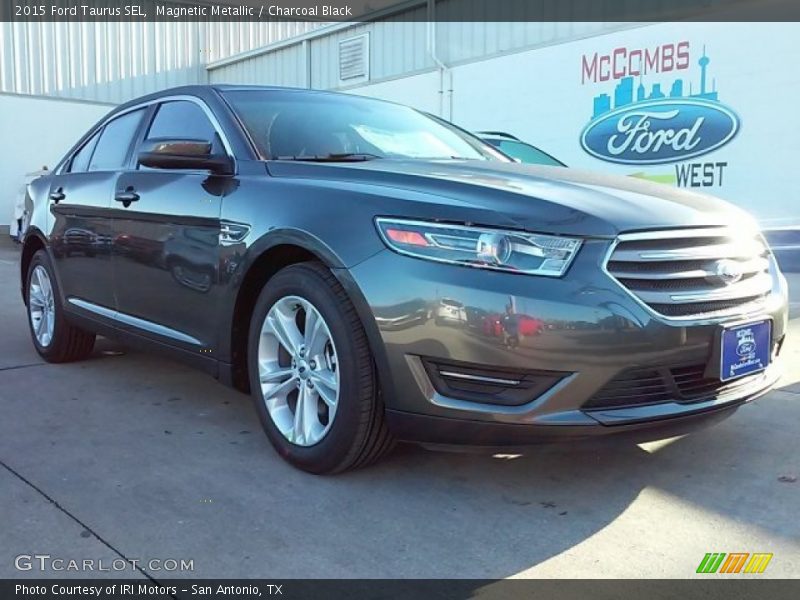 Magnetic Metallic / Charcoal Black 2015 Ford Taurus SEL