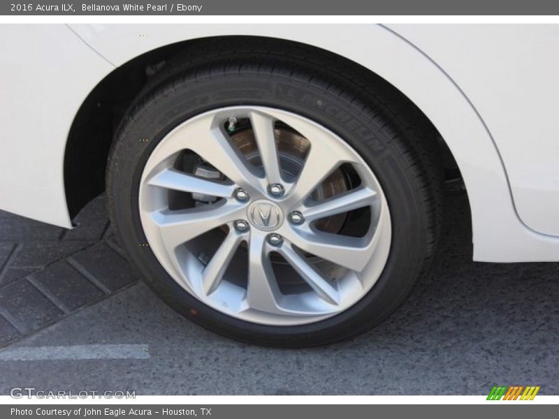 Bellanova White Pearl / Ebony 2016 Acura ILX