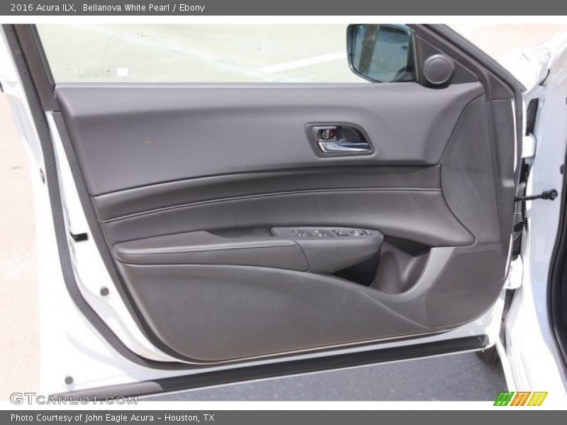 Bellanova White Pearl / Ebony 2016 Acura ILX