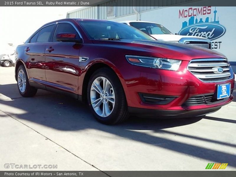Ruby Red Metallic / Dune 2015 Ford Taurus SEL
