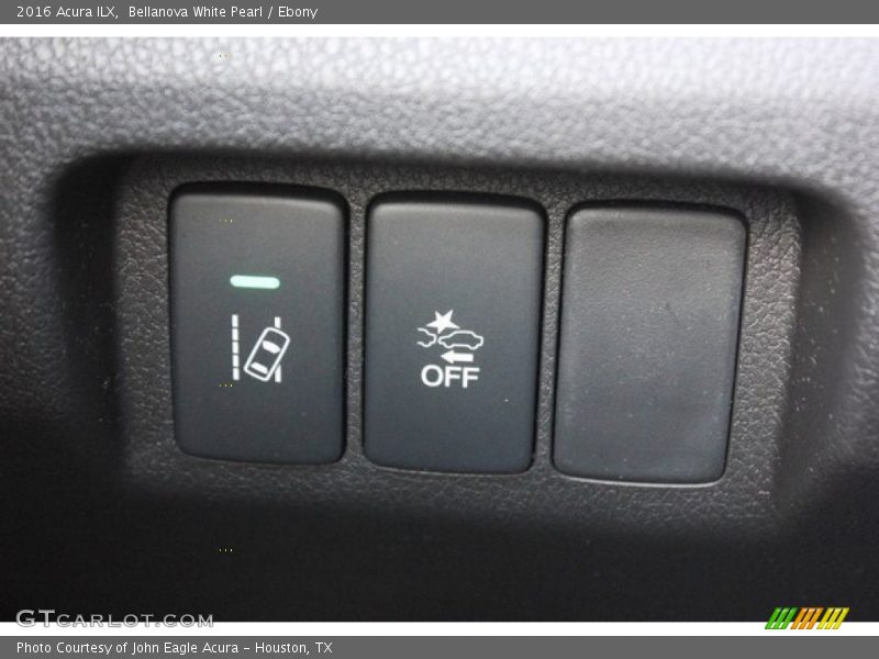 Bellanova White Pearl / Ebony 2016 Acura ILX