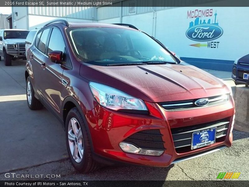 Sunset Metallic / Medium Light Stone 2016 Ford Escape SE