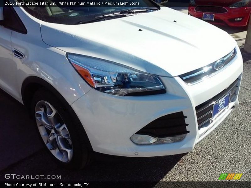 White Platinum Metallic / Medium Light Stone 2016 Ford Escape Titanium