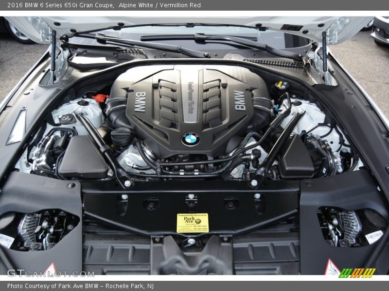 Alpine White / Vermillion Red 2016 BMW 6 Series 650i Gran Coupe