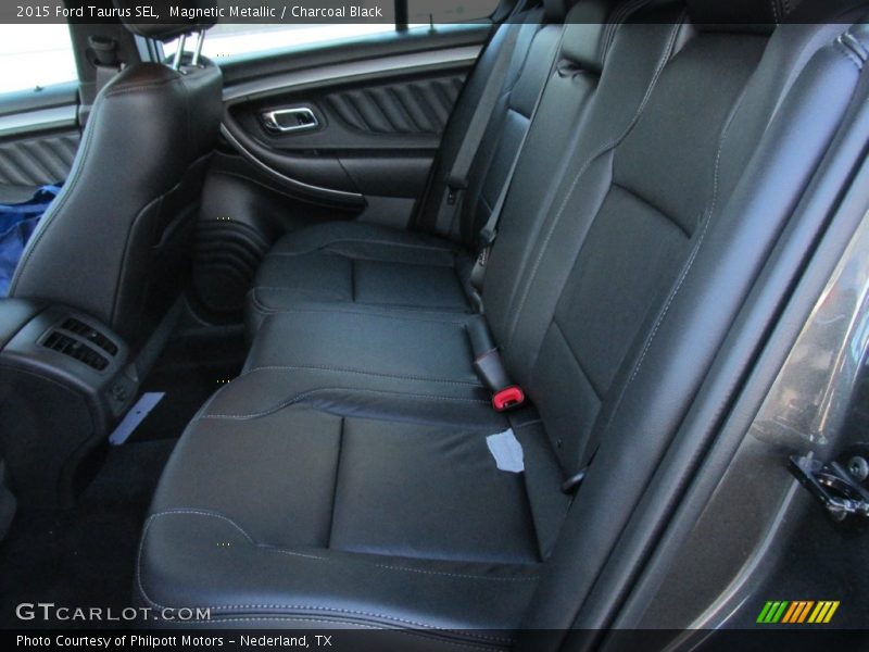 Magnetic Metallic / Charcoal Black 2015 Ford Taurus SEL