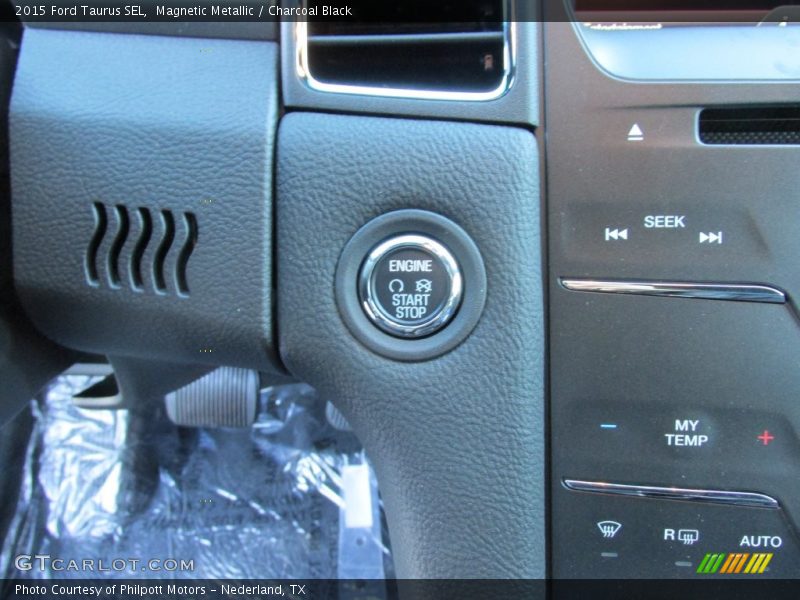 Magnetic Metallic / Charcoal Black 2015 Ford Taurus SEL