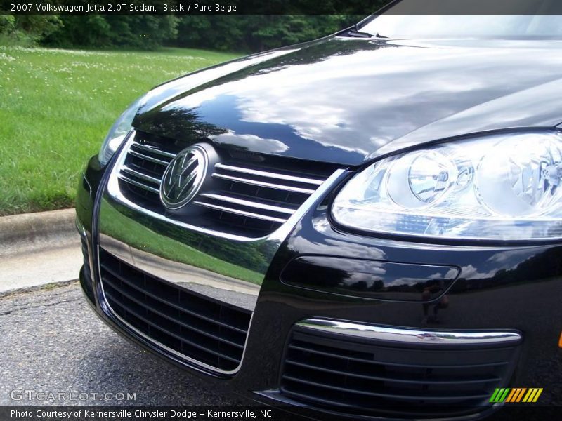 Black / Pure Beige 2007 Volkswagen Jetta 2.0T Sedan