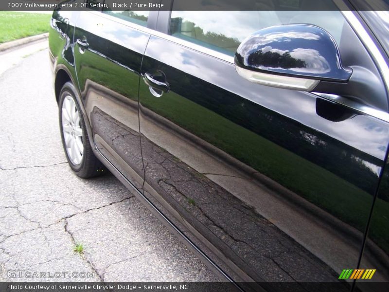Black / Pure Beige 2007 Volkswagen Jetta 2.0T Sedan