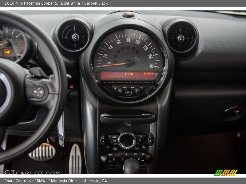 Light White / Carbon Black 2016 Mini Paceman Cooper S