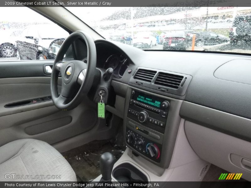 Silver Ice Metallic / Gray 2009 Chevrolet Cobalt LT Sedan
