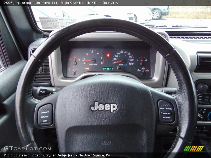 Bright Silver Metallic / Dark Slate Gray 2006 Jeep Wrangler Unlimited 4x4