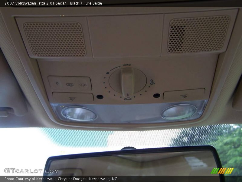 Black / Pure Beige 2007 Volkswagen Jetta 2.0T Sedan