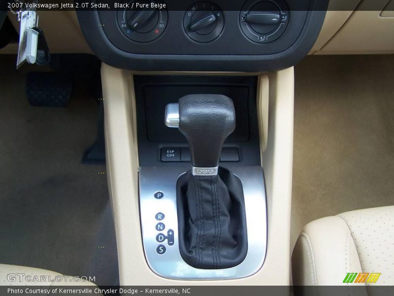 Black / Pure Beige 2007 Volkswagen Jetta 2.0T Sedan