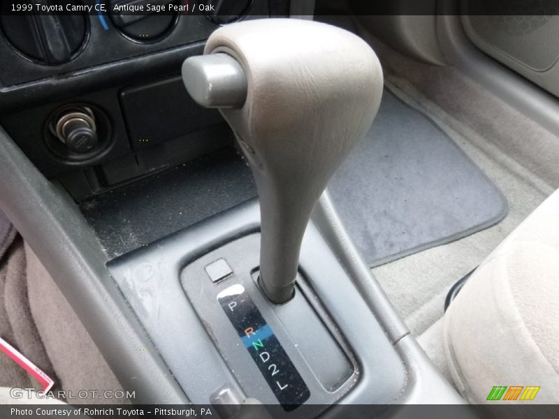 Antique Sage Pearl / Oak 1999 Toyota Camry CE