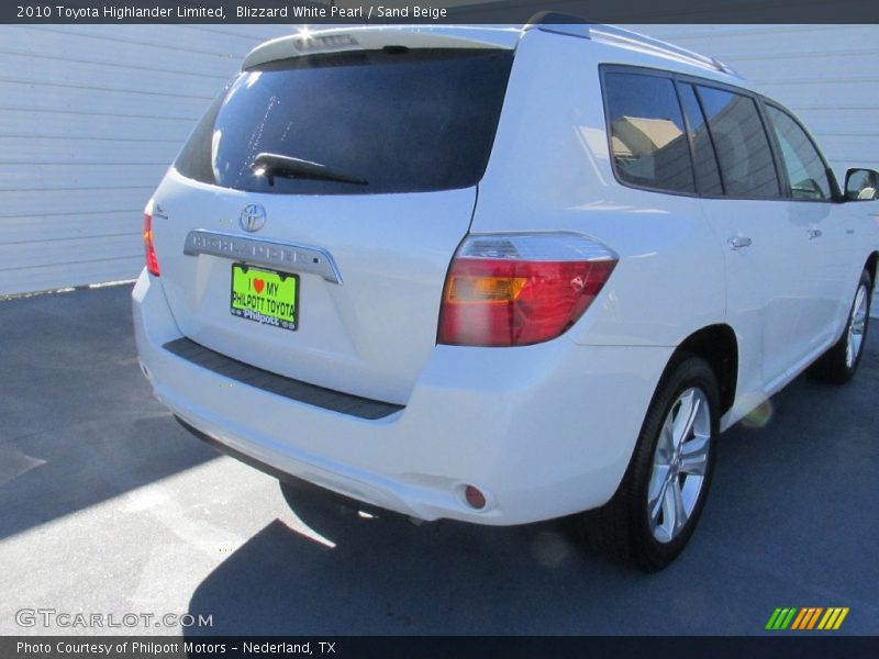 Blizzard White Pearl / Sand Beige 2010 Toyota Highlander Limited