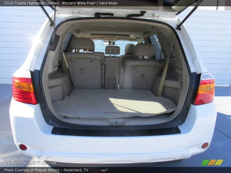 Blizzard White Pearl / Sand Beige 2010 Toyota Highlander Limited