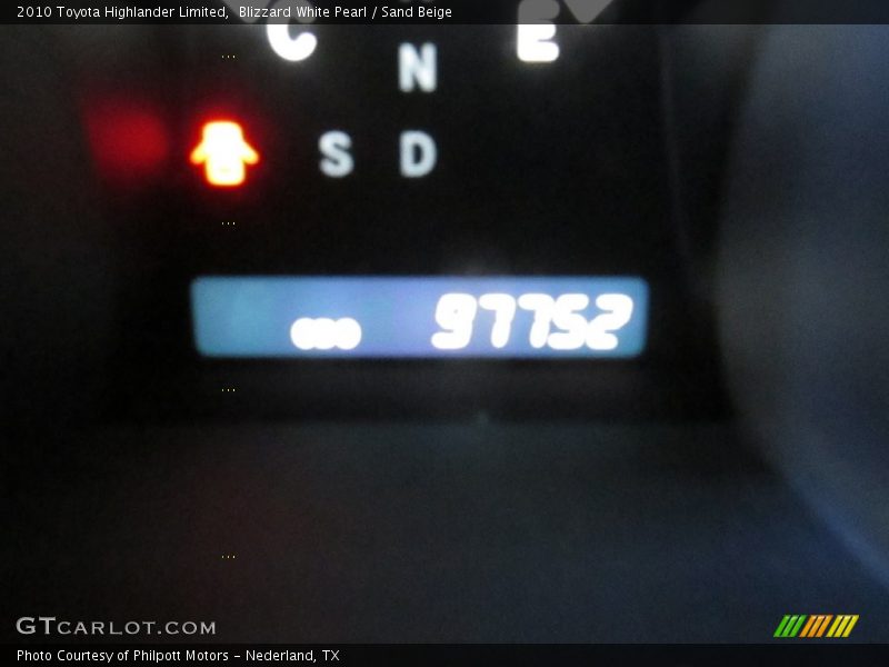 Blizzard White Pearl / Sand Beige 2010 Toyota Highlander Limited