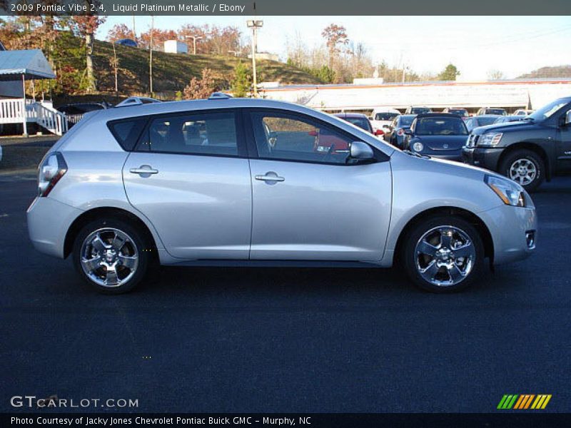 Liquid Platinum Metallic / Ebony 2009 Pontiac Vibe 2.4